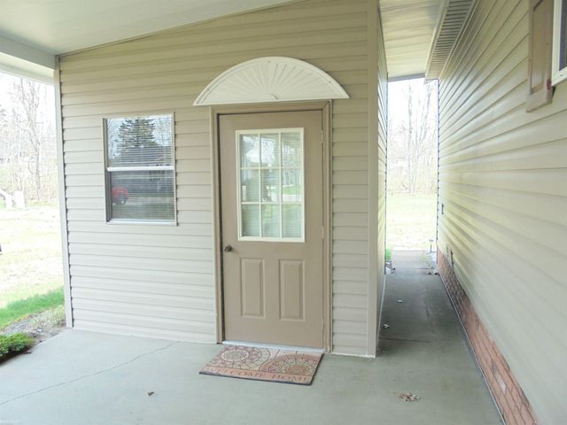 536 Swan Creek Court, Smiths Creek, MI 48074