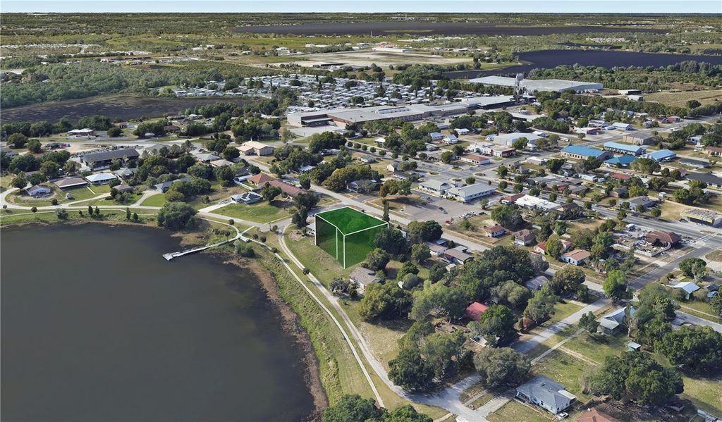 Image 8 of property listing at 0 E LAKE MENZIE BOULEVARD, Dundee, FL 33838