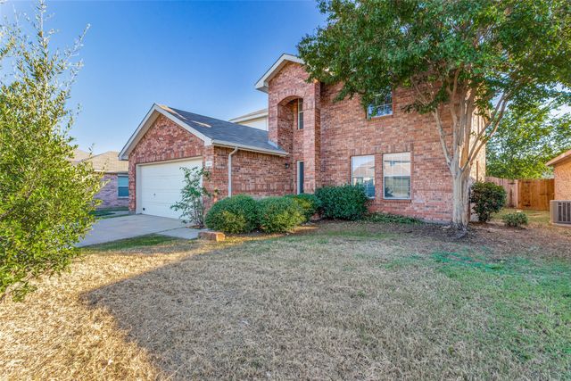 1145 Maplewood Lane, Crowley, TX 76036