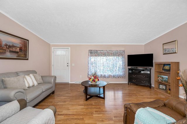 18 Winter Street, Salem, NH 03079