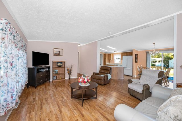 18 Winter Street, Salem, NH 03079