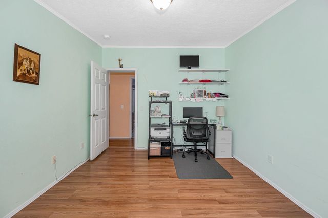 18 Winter Street, Salem, NH 03079