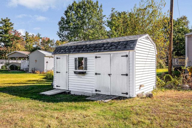 18 Winter Street, Salem, NH 03079