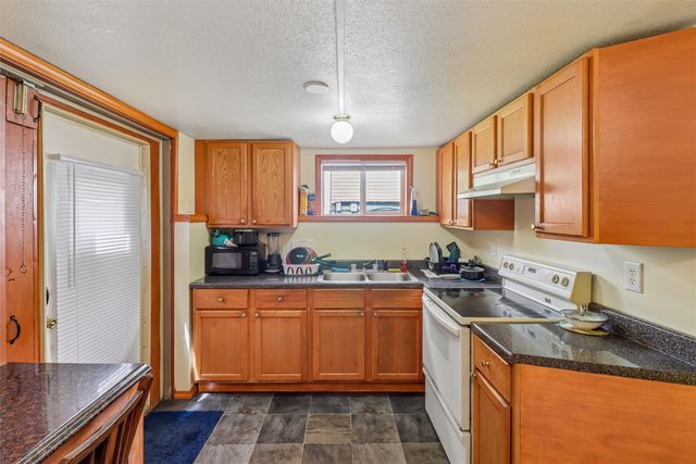 2528 SE 6th Street, Des Moines, IA 50315