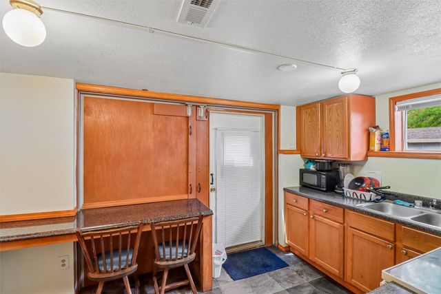 2528 SE 6th Street, Des Moines, IA 50315