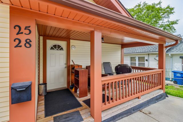 2528 SE 6th Street, Des Moines, IA 50315