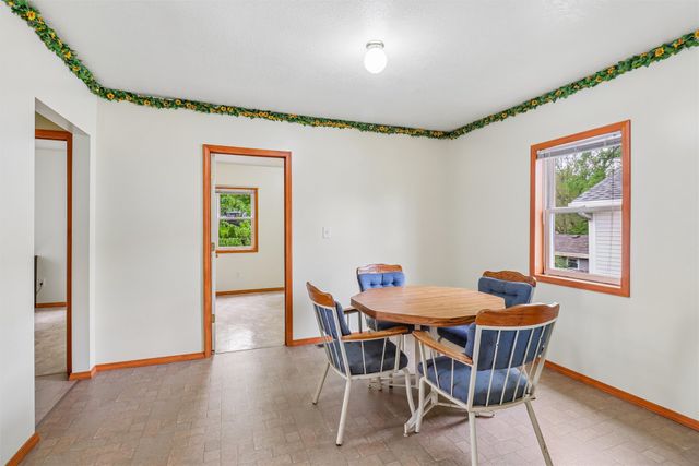 2528 SE 6th Street, Des Moines, IA 50315