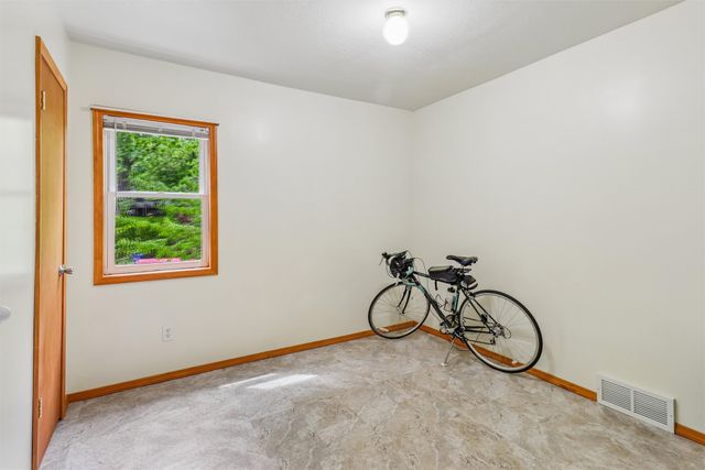 2528 SE 6th Street, Des Moines, IA 50315