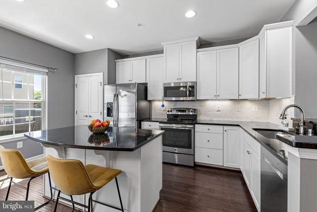 4662 HUDSON ST, Baltimore, MD 21224