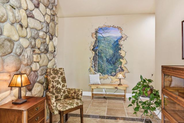 449 Plutes Way, Colfax, CA 95713