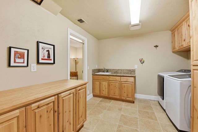 449 Plutes Way, Colfax, CA 95713