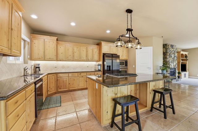 449 Plutes Way, Colfax, CA 95713