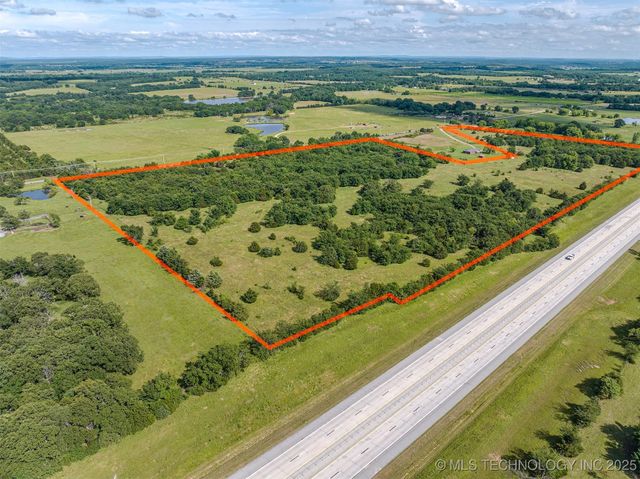 8633 Ulan Road, Indianola, OK 74442