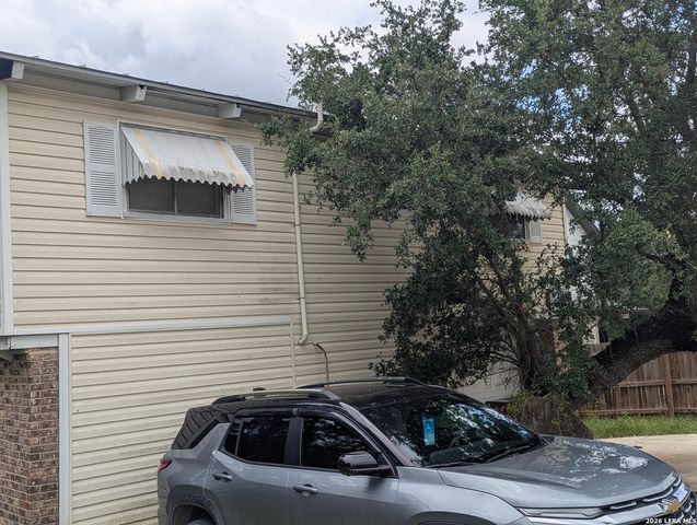 1620 SKYLINE HLS, Canyon Lake, TX 78133