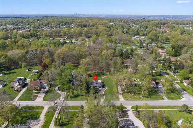 1791 E Sprague Road, Seven Hills, OH 44131
