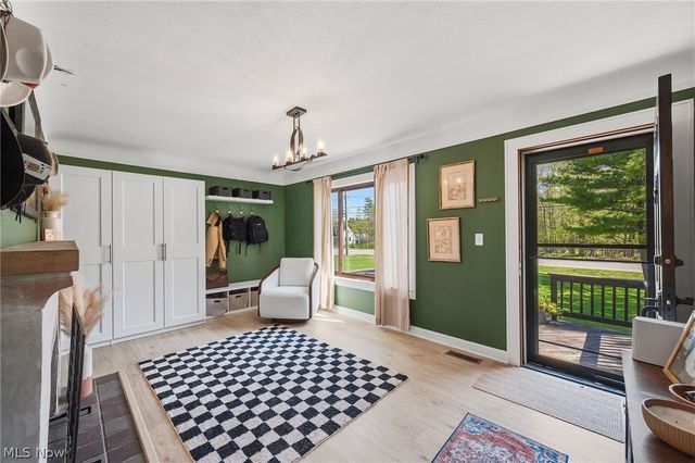 1791 E Sprague Road, Seven Hills, OH 44131