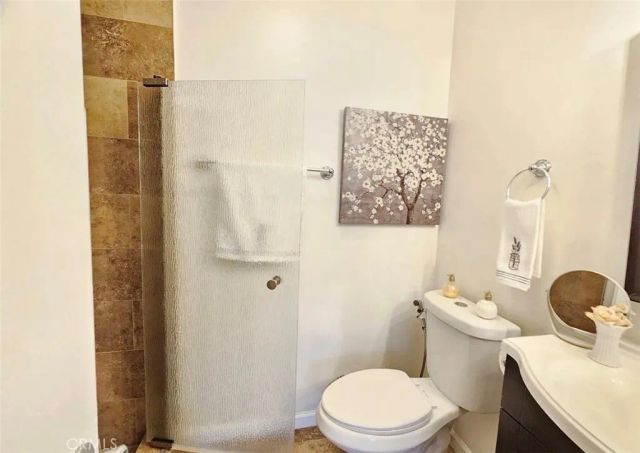 5055 Coldwater Canyon 205, Sherman Oaks, CA 91423