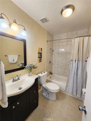 5055 Coldwater Canyon 205, Sherman Oaks, CA 91423