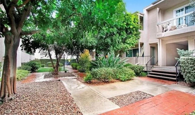 5055 Coldwater Canyon 205, Sherman Oaks, CA 91423