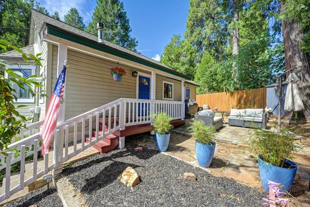 3959 Roosevelt Ave, Camino, CA 95709