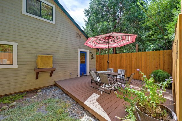 3959 Roosevelt Ave, Camino, CA 95709