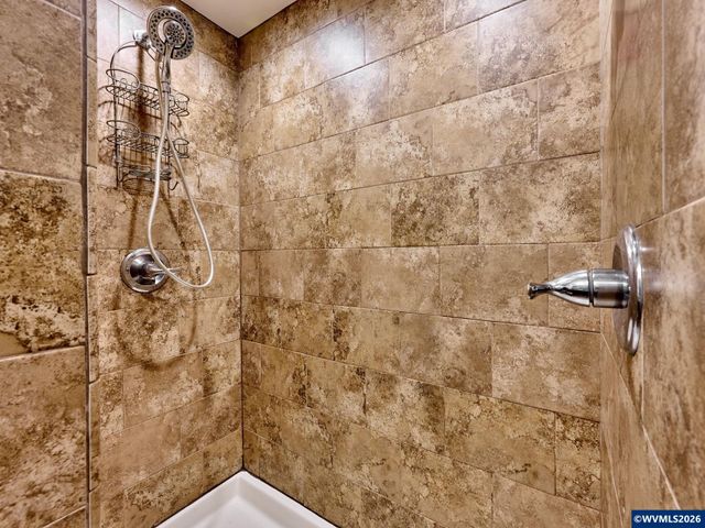 28502 S Highway 213, Molalla, OR 97038