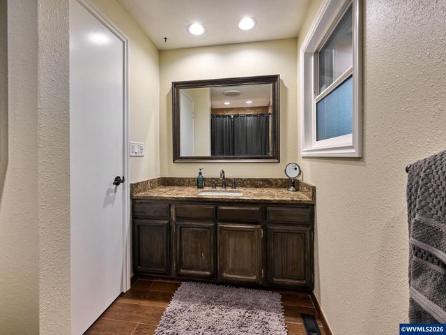 28502 S Highway 213, Molalla, OR 97038