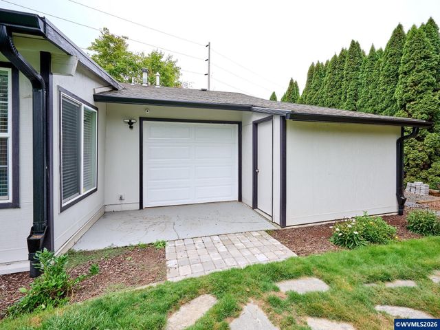 28502 S Highway 213, Molalla, OR 97038