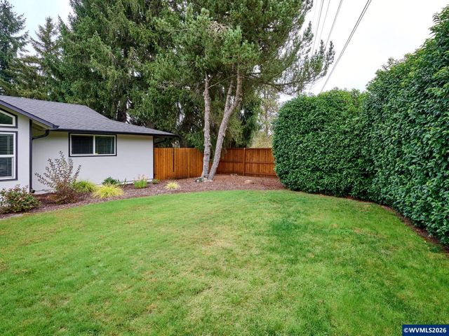 28502 S Highway 213, Molalla, OR 97038