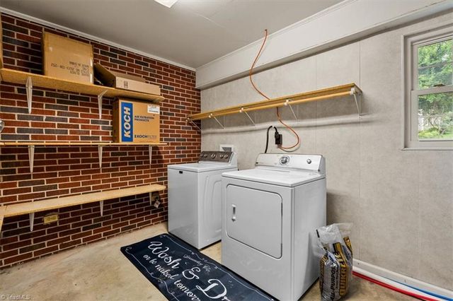 1519 McGuinn Drive, High Point, NC 27262