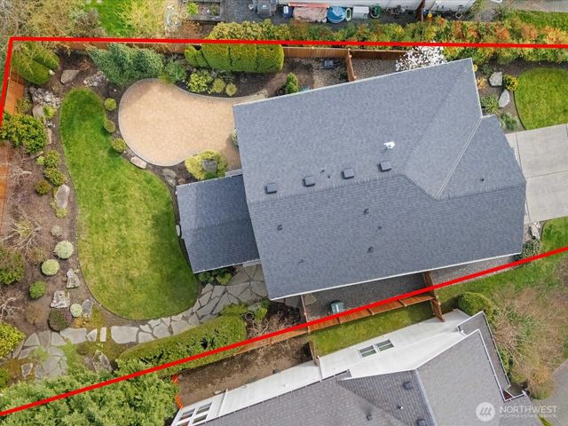 8902 NE 178th St, Bothell, WA 98011