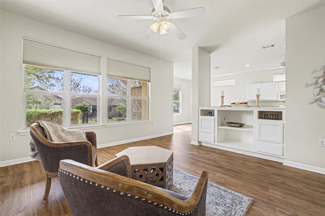 141 Blazing Star DR, Georgetown, TX 78633
