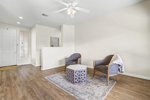 141 Blazing Star DR, Georgetown, TX 78633