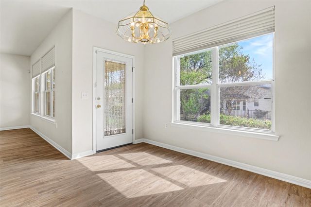 141 Blazing Star DR, Georgetown, TX 78633