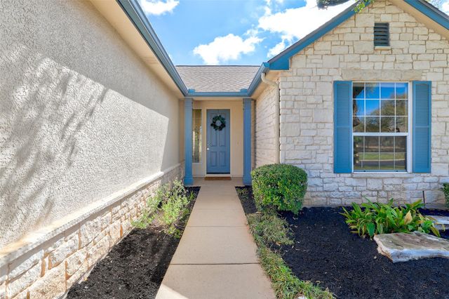141 Blazing Star DR, Georgetown, TX 78633
