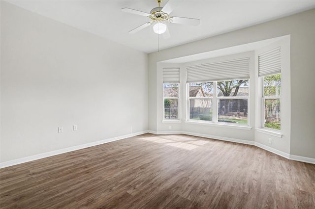 141 Blazing Star DR, Georgetown, TX 78633