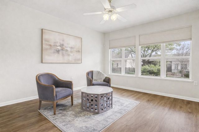 141 Blazing Star DR, Georgetown, TX 78633