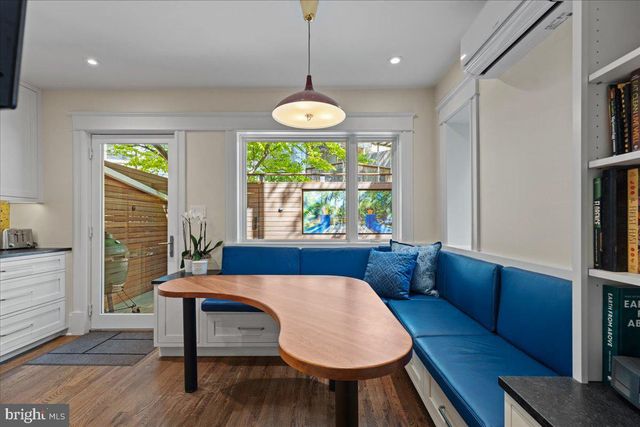 2347 ASHMEAD PL NW, Washington, DC 20009
