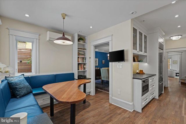 2347 ASHMEAD PL NW, Washington, DC 20009