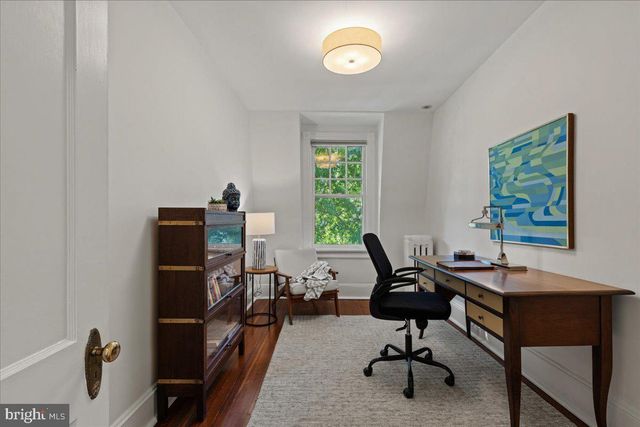 2347 ASHMEAD PL NW, Washington, DC 20009