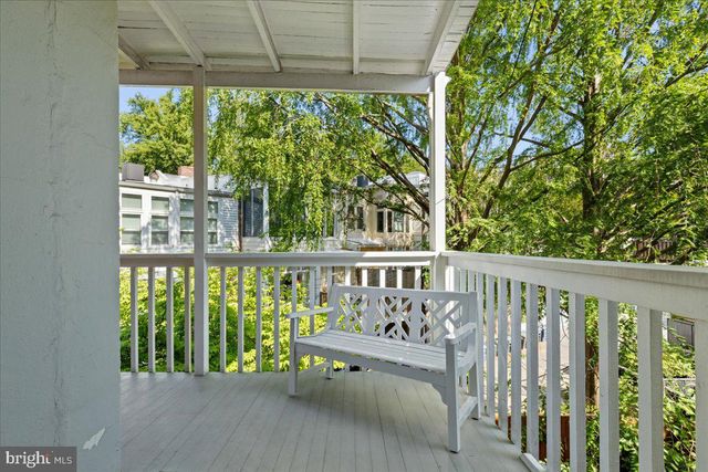 2347 ASHMEAD PL NW, Washington, DC 20009