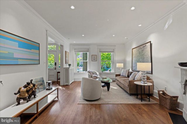 2347 ASHMEAD PL NW, Washington, DC 20009
