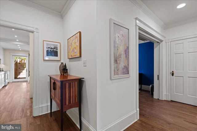 2347 ASHMEAD PL NW, Washington, DC 20009