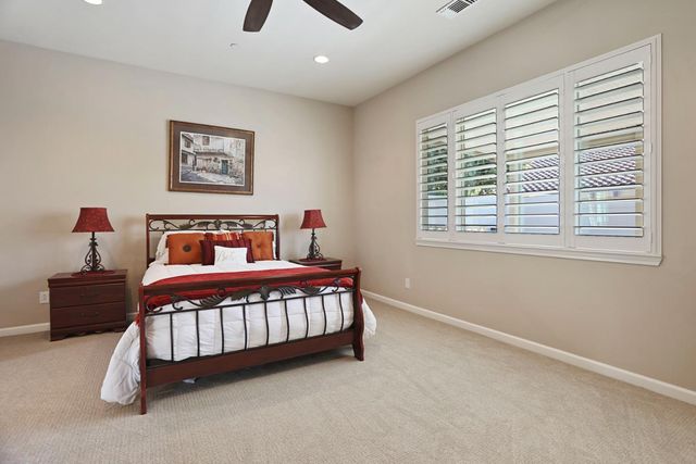 1544 Chestnut Hill Dr, Manteca, CA 95336