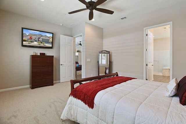 1544 Chestnut Hill Dr, Manteca, CA 95336