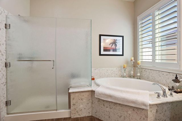 1544 Chestnut Hill Dr, Manteca, CA 95336