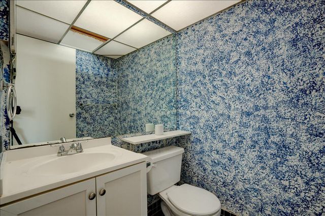 222 Saxony E 222, Delray Beach, FL 33446