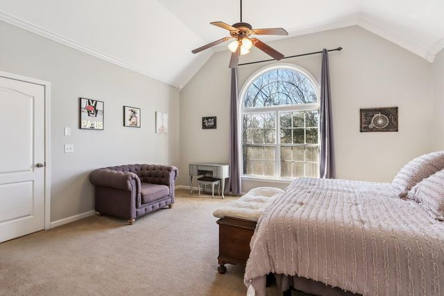 129 Seven Springs DR, Mount Juliet, TN 37122