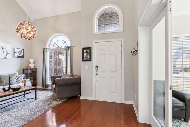 129 Seven Springs DR, Mount Juliet, TN 37122