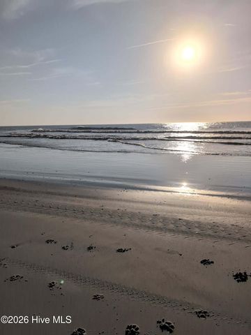 901 N Lake Park Boulevard S Unit 405, Carolina Beach, NC 28428